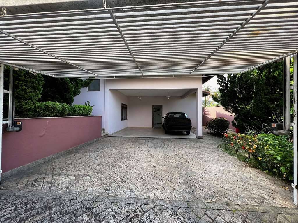 Casa à venda com 3 quartos, 433m² - Foto 6