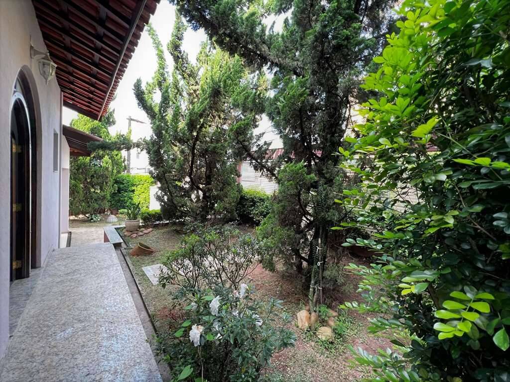 Casa à venda com 3 quartos, 433m² - Foto 8