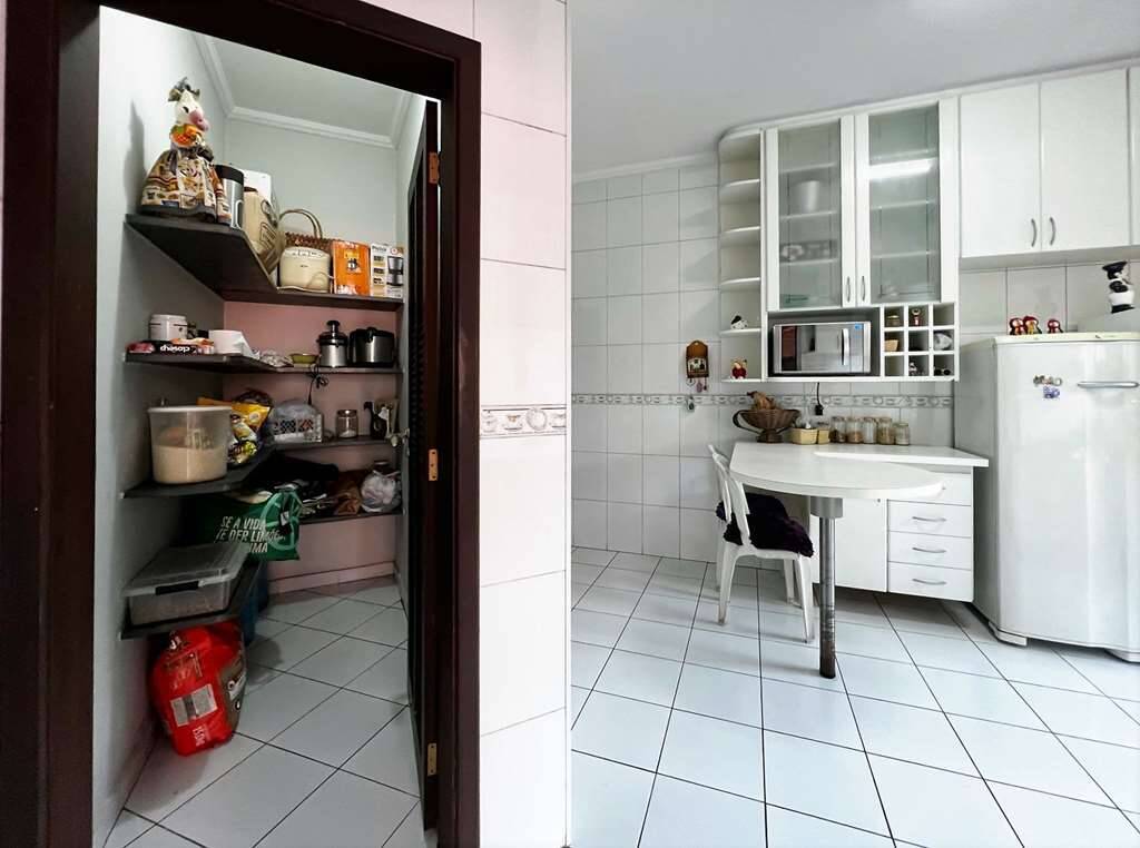 Casa à venda com 3 quartos, 433m² - Foto 25