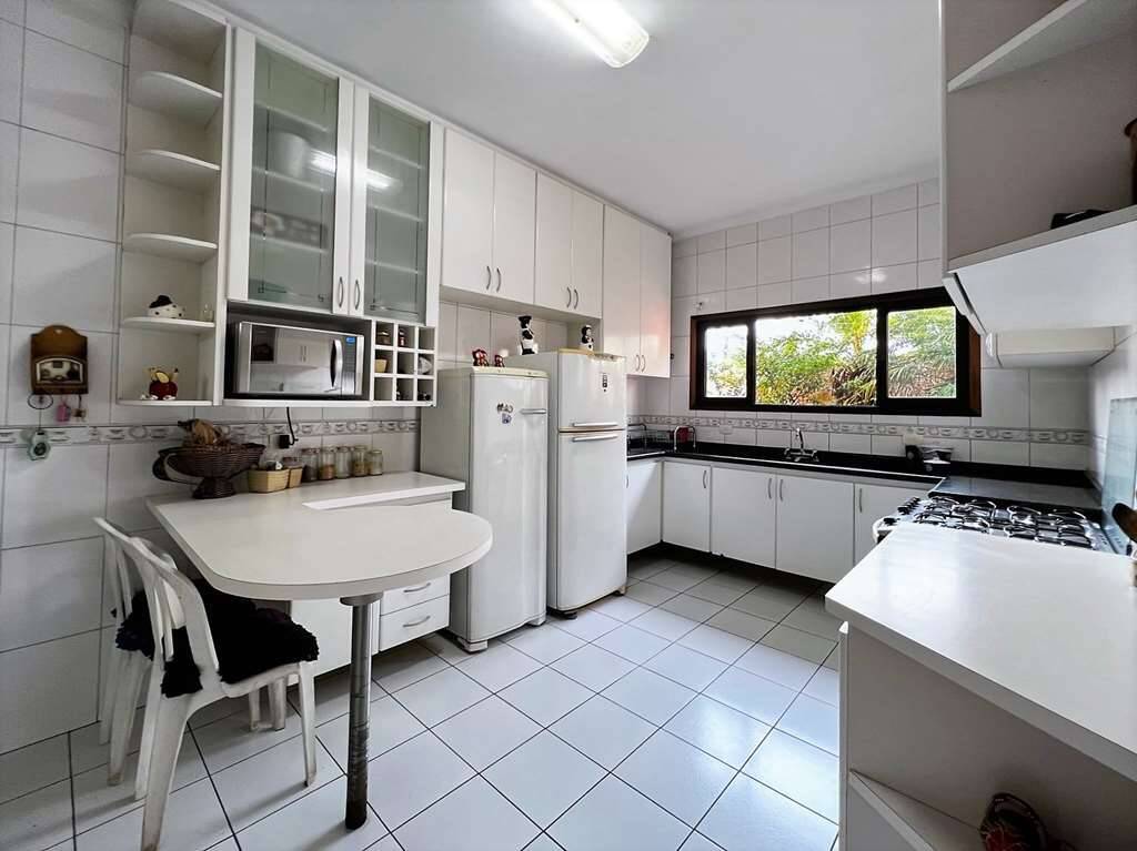 Casa à venda com 3 quartos, 433m² - Foto 24