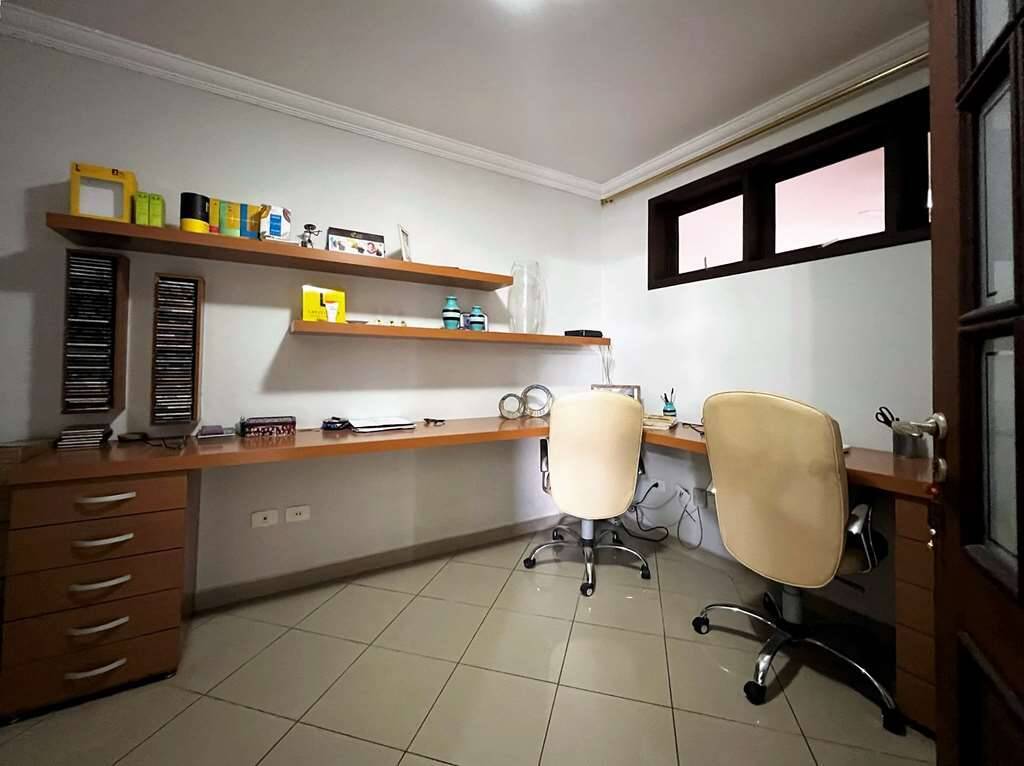 Casa à venda com 3 quartos, 433m² - Foto 21