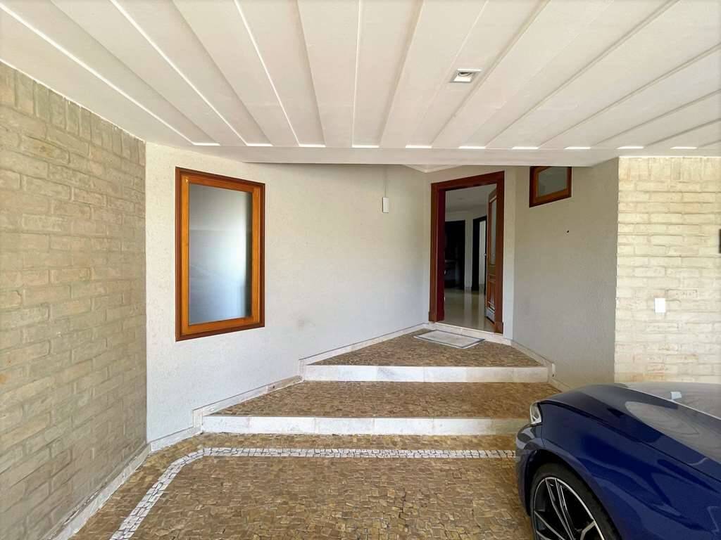 Casa à venda com 5 quartos, 1315m² - Foto 4