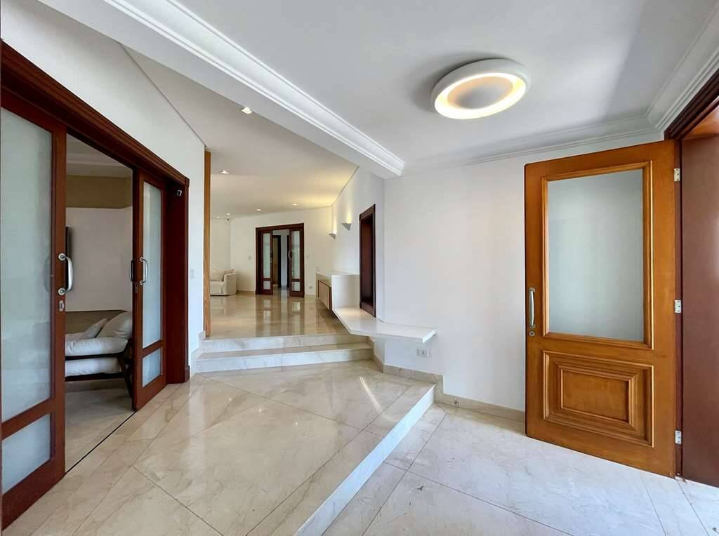 Casa à venda com 5 quartos, 1315m² - Foto 6