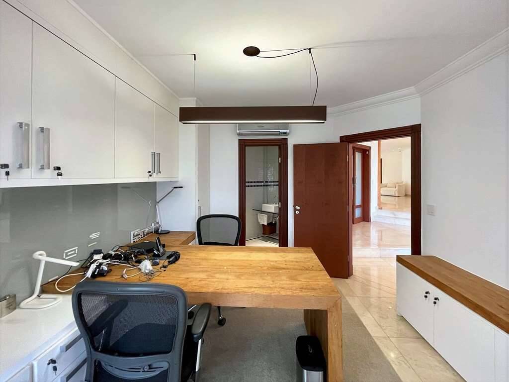 Casa à venda com 5 quartos, 1315m² - Foto 8