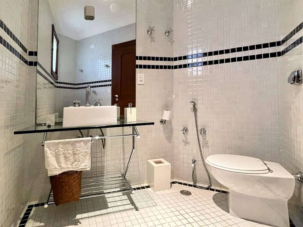 Casa à venda com 5 quartos, 1315m² - Foto 9