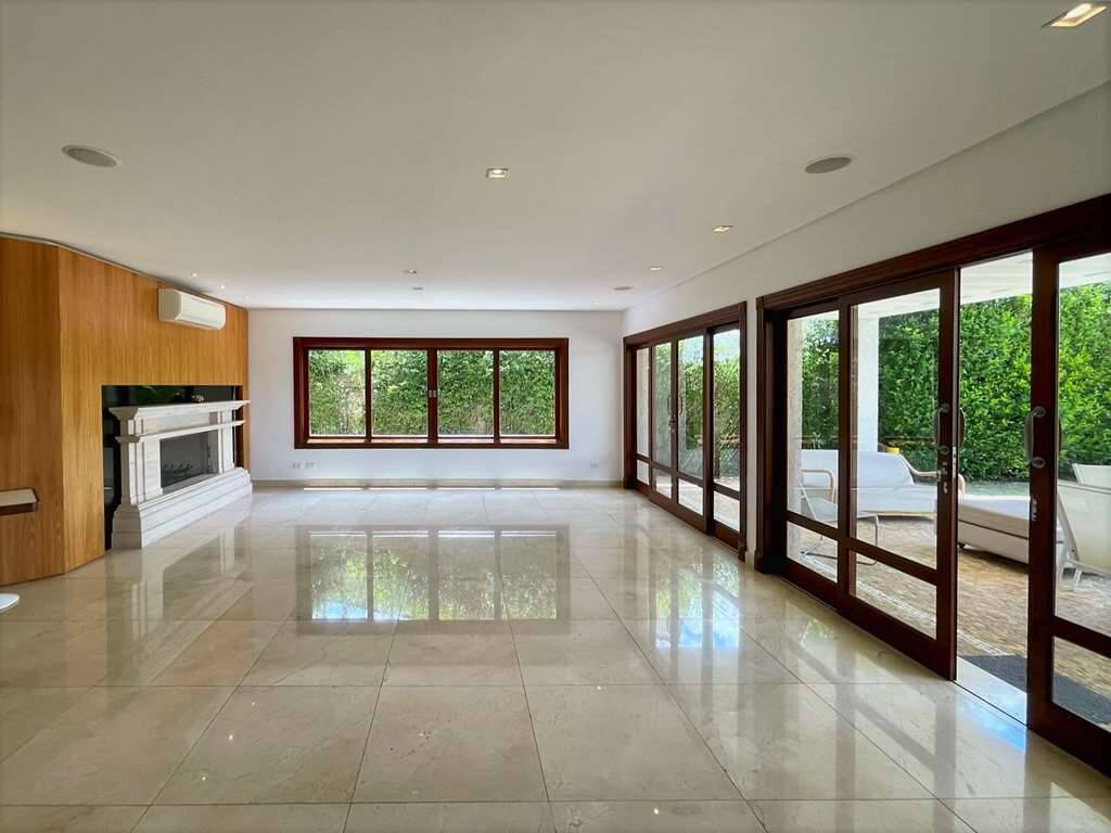 Casa à venda com 5 quartos, 1315m² - Foto 11