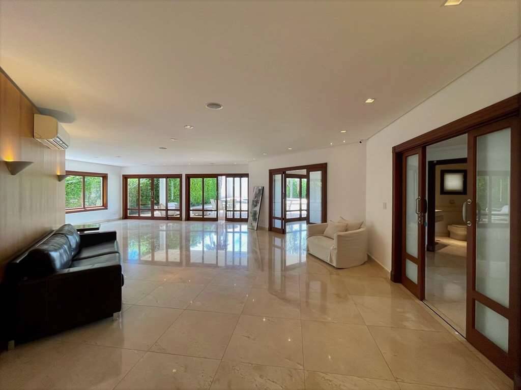 Casa à venda com 5 quartos, 1315m² - Foto 10