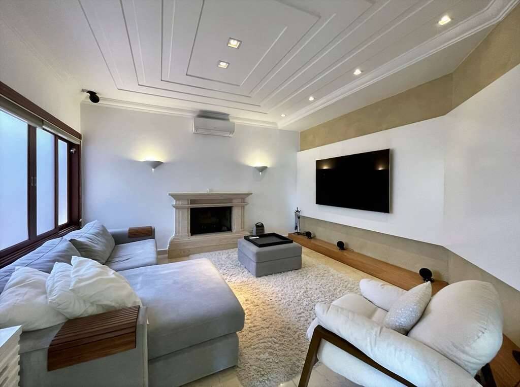 Casa à venda com 5 quartos, 1315m² - Foto 14