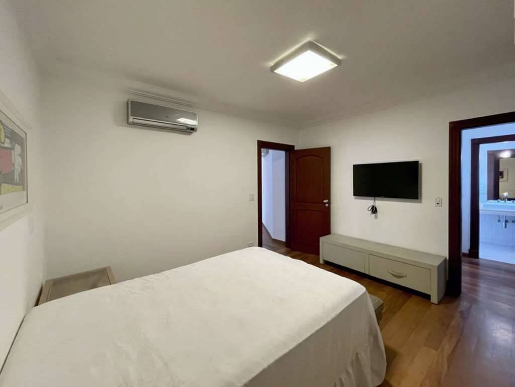 Casa à venda com 5 quartos, 1315m² - Foto 41