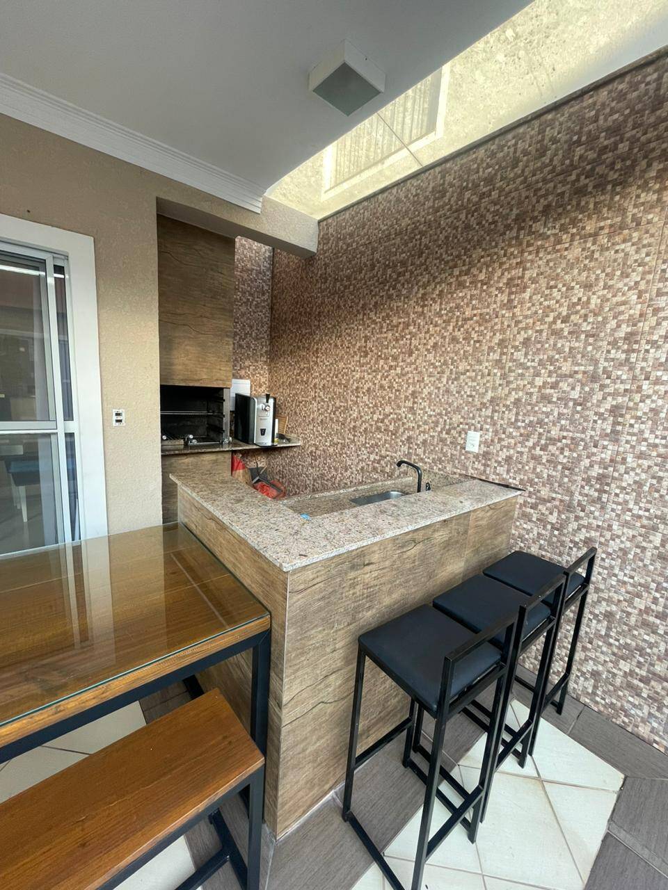Casa à venda e aluguel com 3 quartos, 250m² - Foto 16