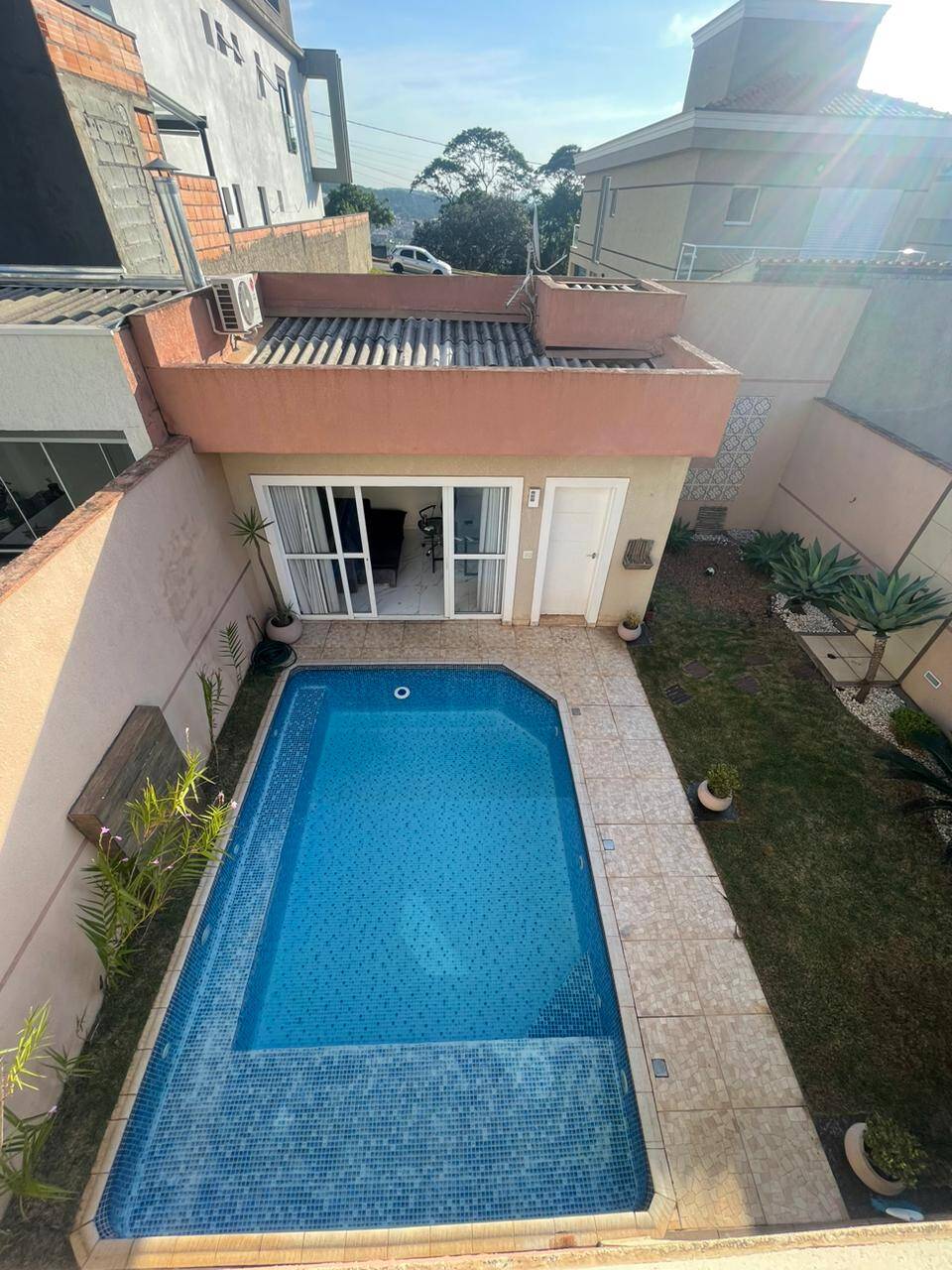 Casa à venda e aluguel com 3 quartos, 250m² - Foto 19