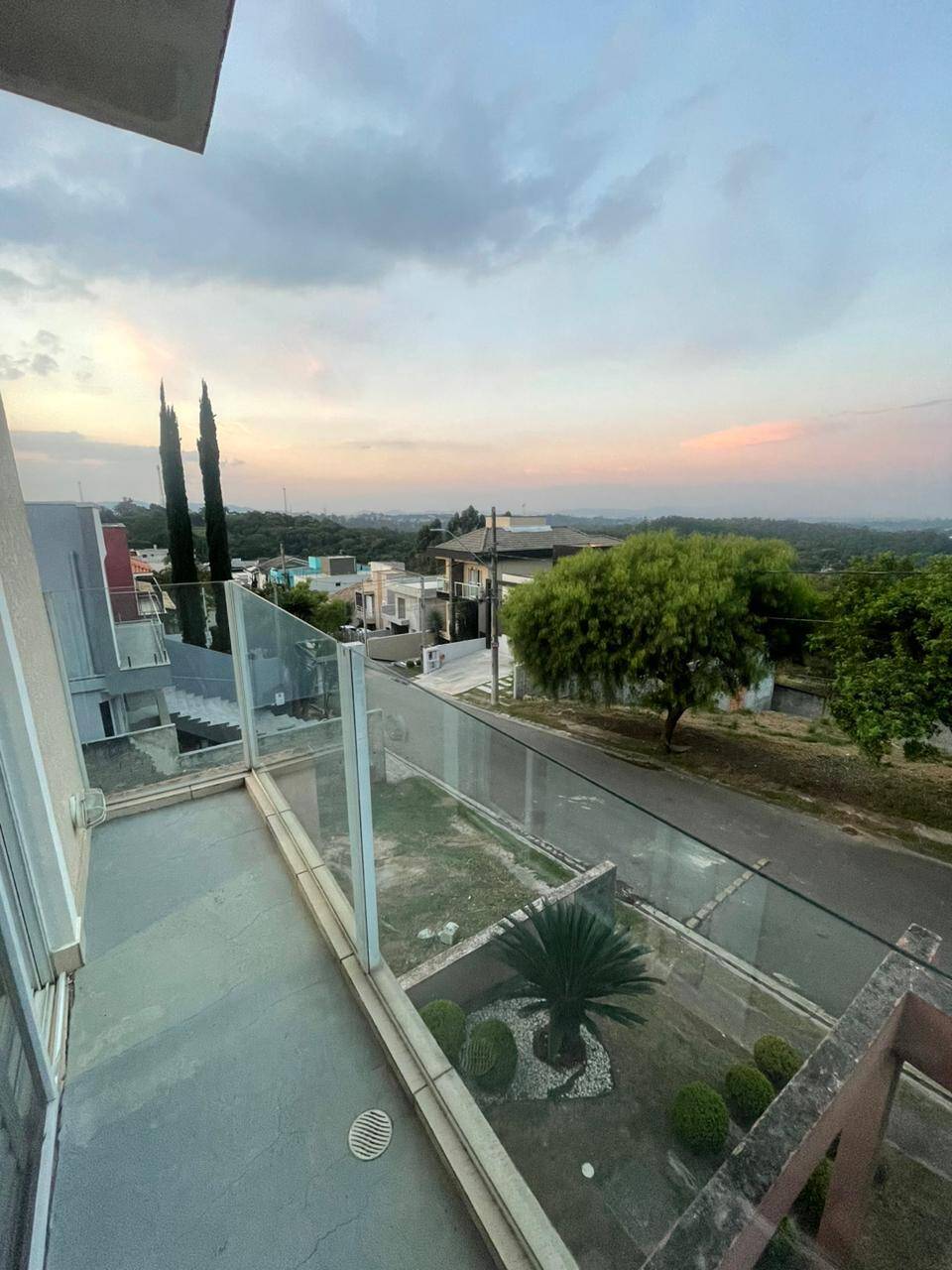 Casa à venda e aluguel com 3 quartos, 250m² - Foto 32